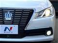 2013 Toyota Crown Hybrid