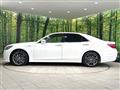 2013 Toyota Crown Hybrid