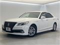 2013 Toyota Crown Hybrid