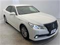 2013 Toyota Crown Hybrid