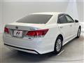 2013 Toyota Crown Hybrid