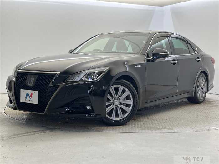 2018 Toyota Crown Hybrid