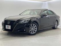 2018 Toyota Crown Hybrid