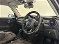 2018 BMW MINI