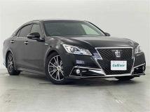 2014 Toyota Crown Hybrid