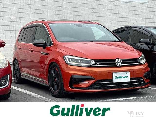 2017 Volkswagen Golf Touran