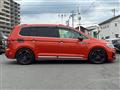2017 Volkswagen Golf Touran
