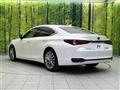 2019 Lexus ES