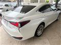 2019 Lexus ES