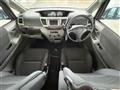 2003 Toyota Voxy