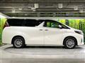 2019 Toyota Alphard Hybrid