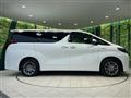2019 Toyota Alphard Hybrid