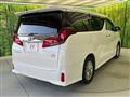 2022 Toyota Alphard Hybrid