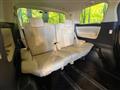2022 Toyota Alphard Hybrid