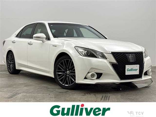 2015 Toyota Crown Hybrid