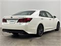 2015 Toyota Crown Hybrid