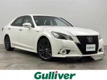 2015 Toyota Crown Hybrid