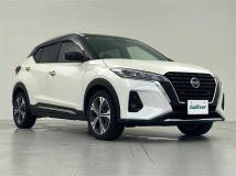 2022 Nissan KIX