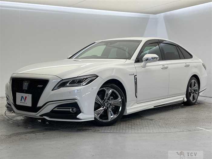2018 Toyota Crown Hybrid