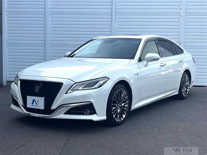 2018 Toyota Crown Hybrid