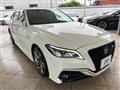 2019 Toyota Crown Hybrid