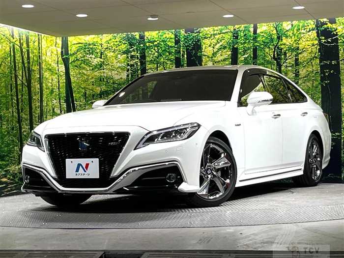 2019 Toyota Crown Hybrid