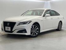 2019 Toyota Crown Hybrid