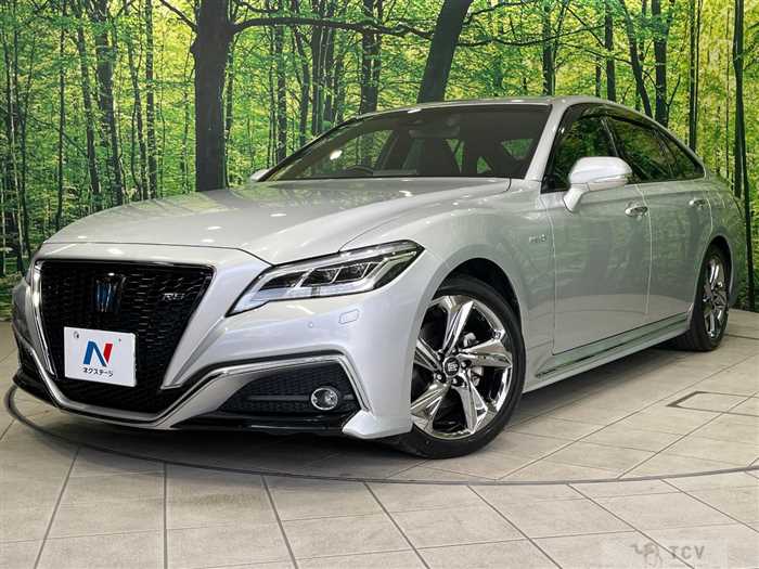 2019 Toyota Crown Hybrid