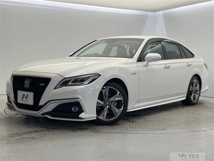 2019 Toyota Crown Hybrid