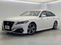 2019 Toyota Crown Hybrid