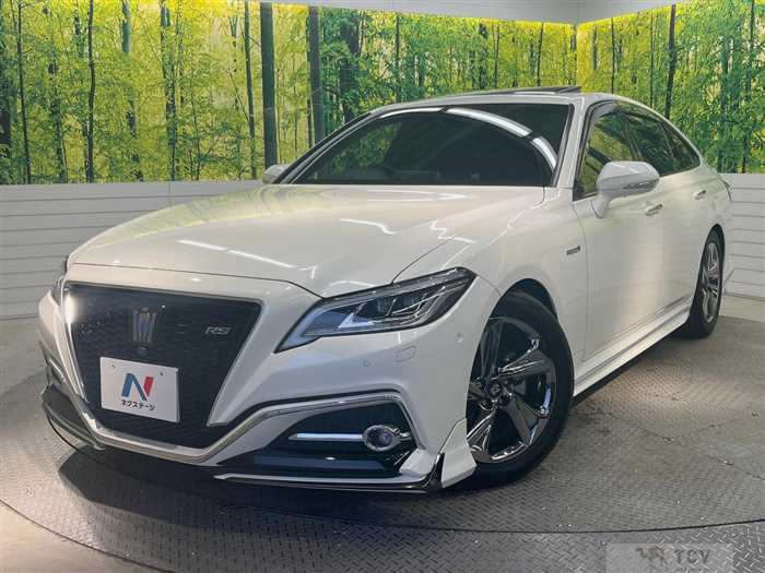 2019 Toyota Crown Hybrid
