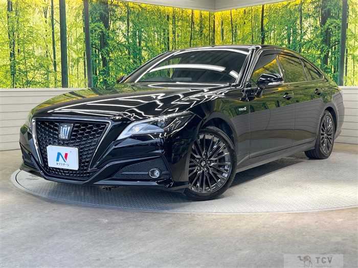 2020 Toyota Crown Hybrid