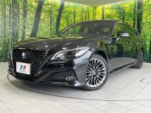 2020 Toyota Crown Hybrid