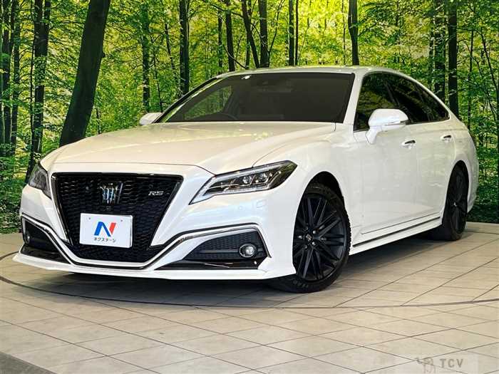 2022 Toyota Crown Hybrid