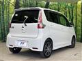 2016 Mitsubishi eK Custom