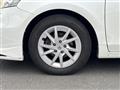 2011 Toyota PRIUS α