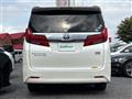 2018 Toyota Alphard Hybrid