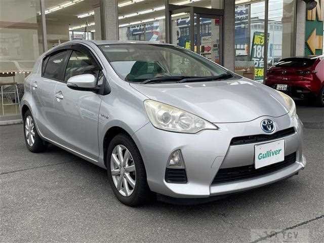 2013 Toyota AQUA