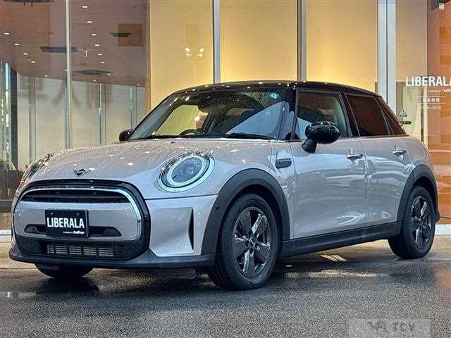 2022 BMW MINI