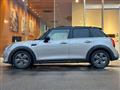 2022 BMW MINI