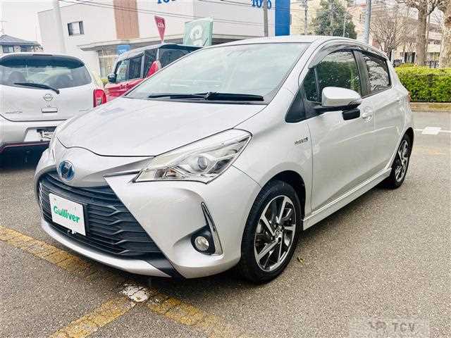 2017 Toyota Vitz
