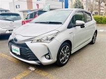 2017 Toyota Vitz