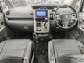 2010 Toyota Voxy