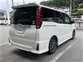 2016 Toyota Noah