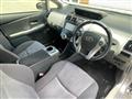 2011 Toyota PRIUS α
