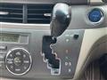 2012 Toyota Estima Hybrid