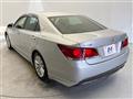 2013 Toyota Crown