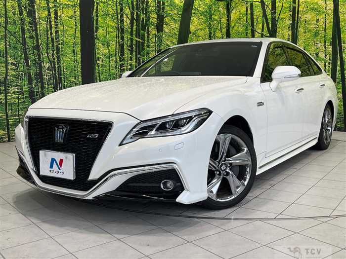 2020 Toyota Crown Hybrid