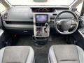 2013 Toyota Voxy