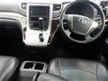2011 Toyota Alphard G